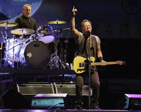 Springsteen drummer Max Weinberg says vintage car restorer stole $125,000 from him